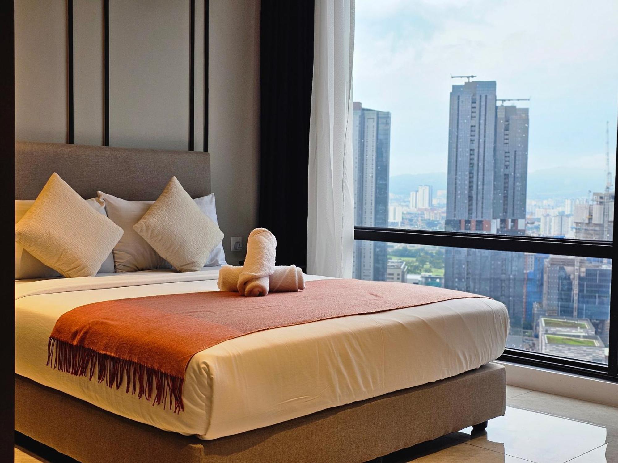 Maxx Royal Suites At Axon Pangsapuri